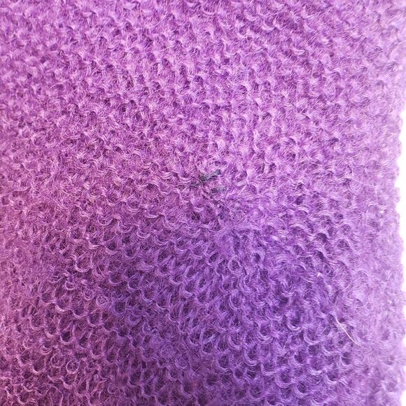 Henri Bendel Lightweight Spring Sweater - Picture 6 of 10